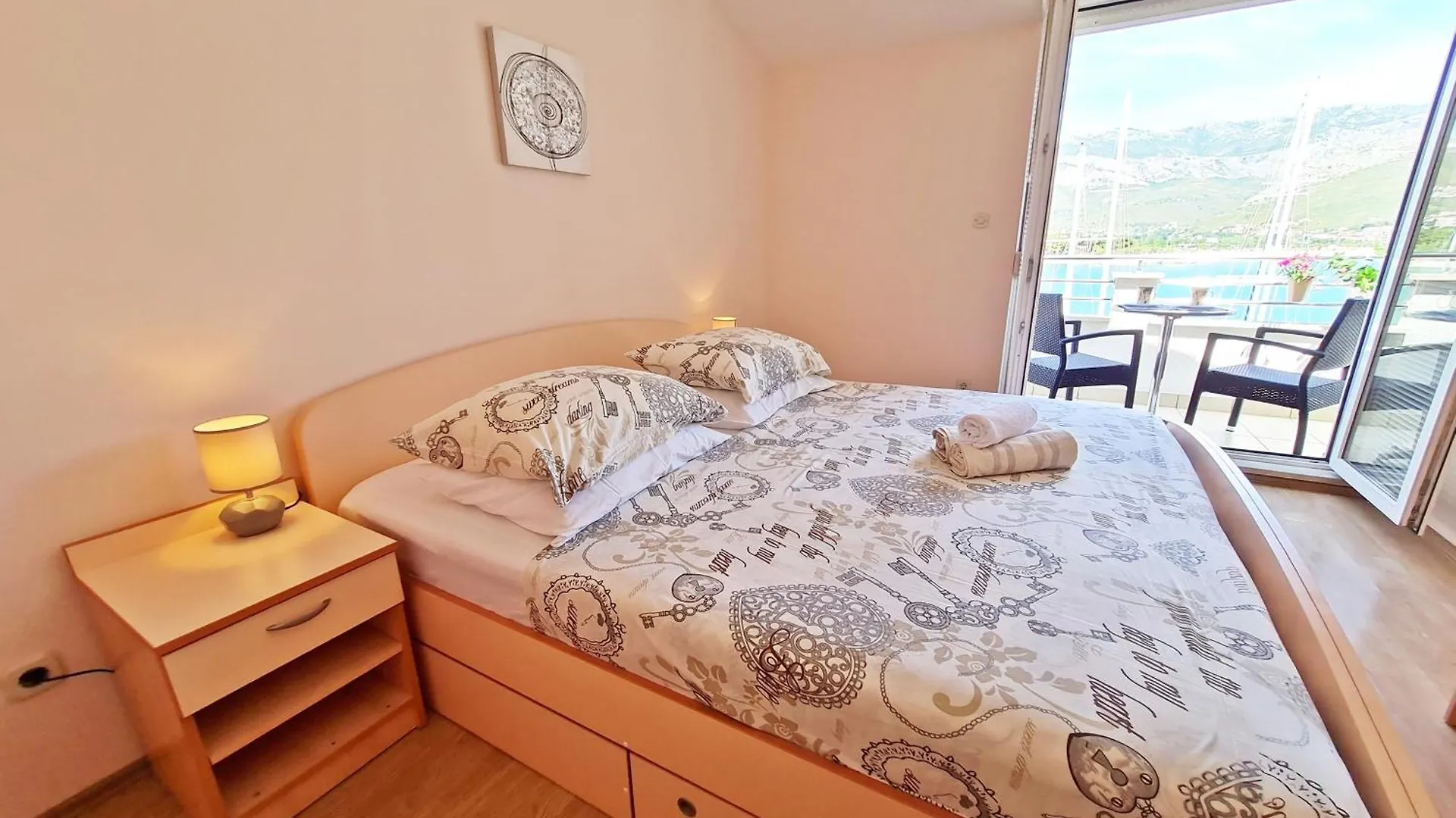 Rooms And Apartments Porat Stobrec Croatia