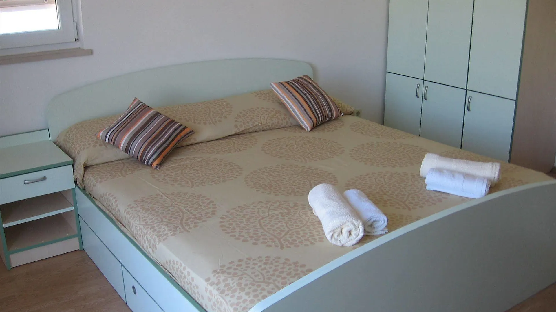 Rooms And Apartments Porat Stobrec Croatia